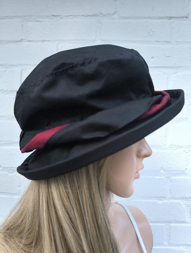 Black ladies waxed cotton - black,